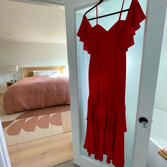 Fame & Partners Size 2 red dress NEW - Picture 3 of 3